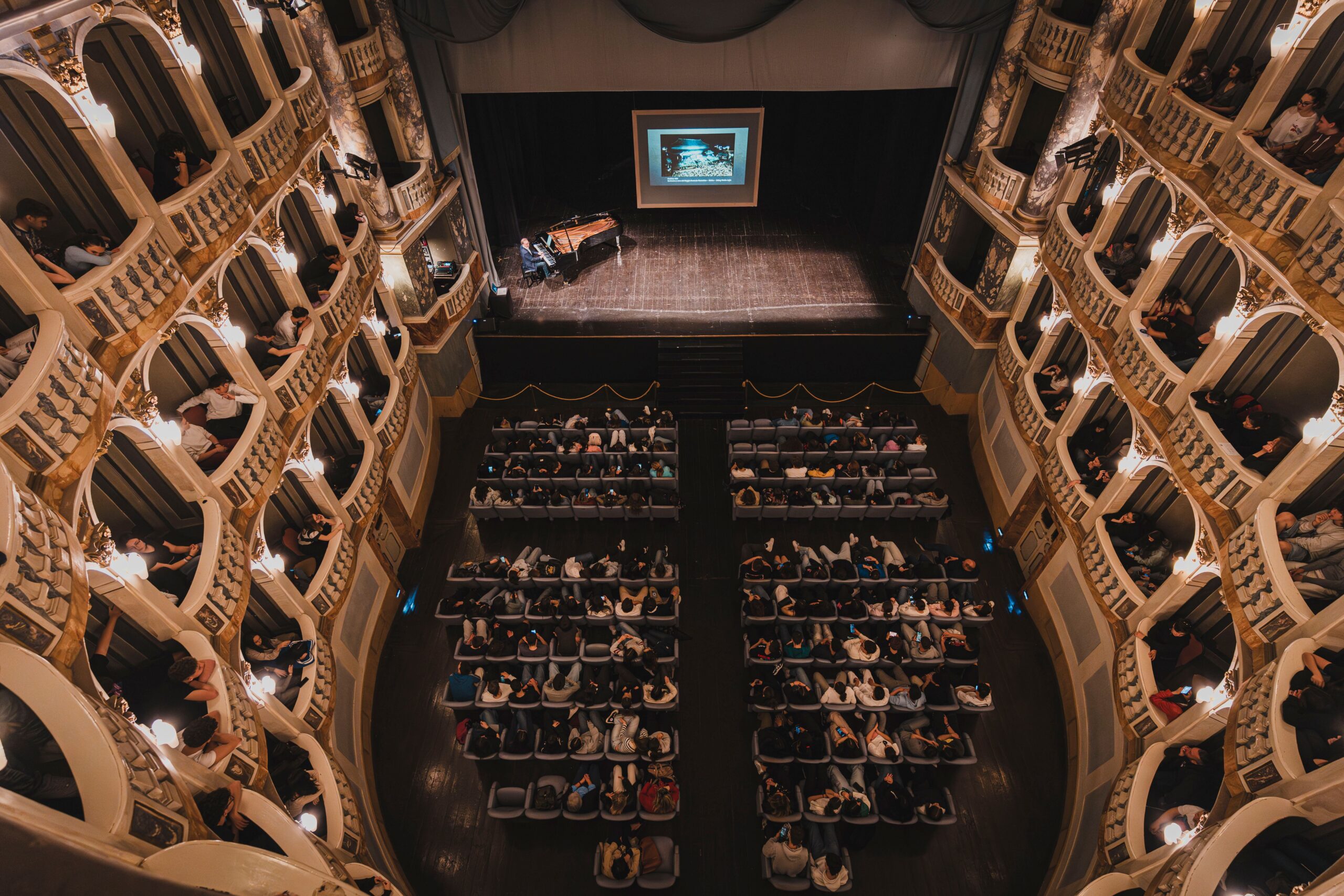 Macerata Opera Festival, consensi per “Lo Sferisterio a scuola”