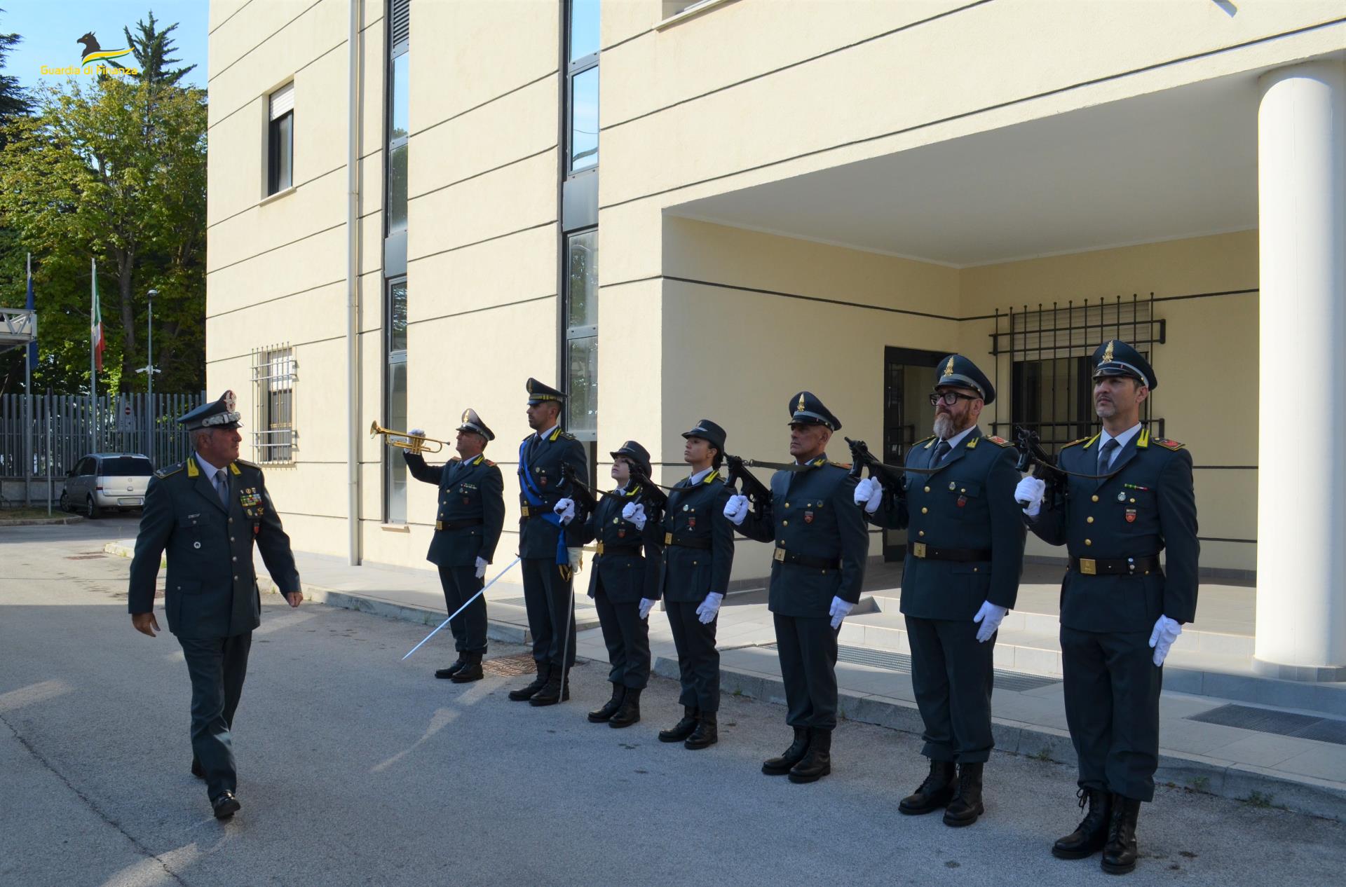 Macerata, il Gen. Altiero visita il Comando della Guardia di Finanza