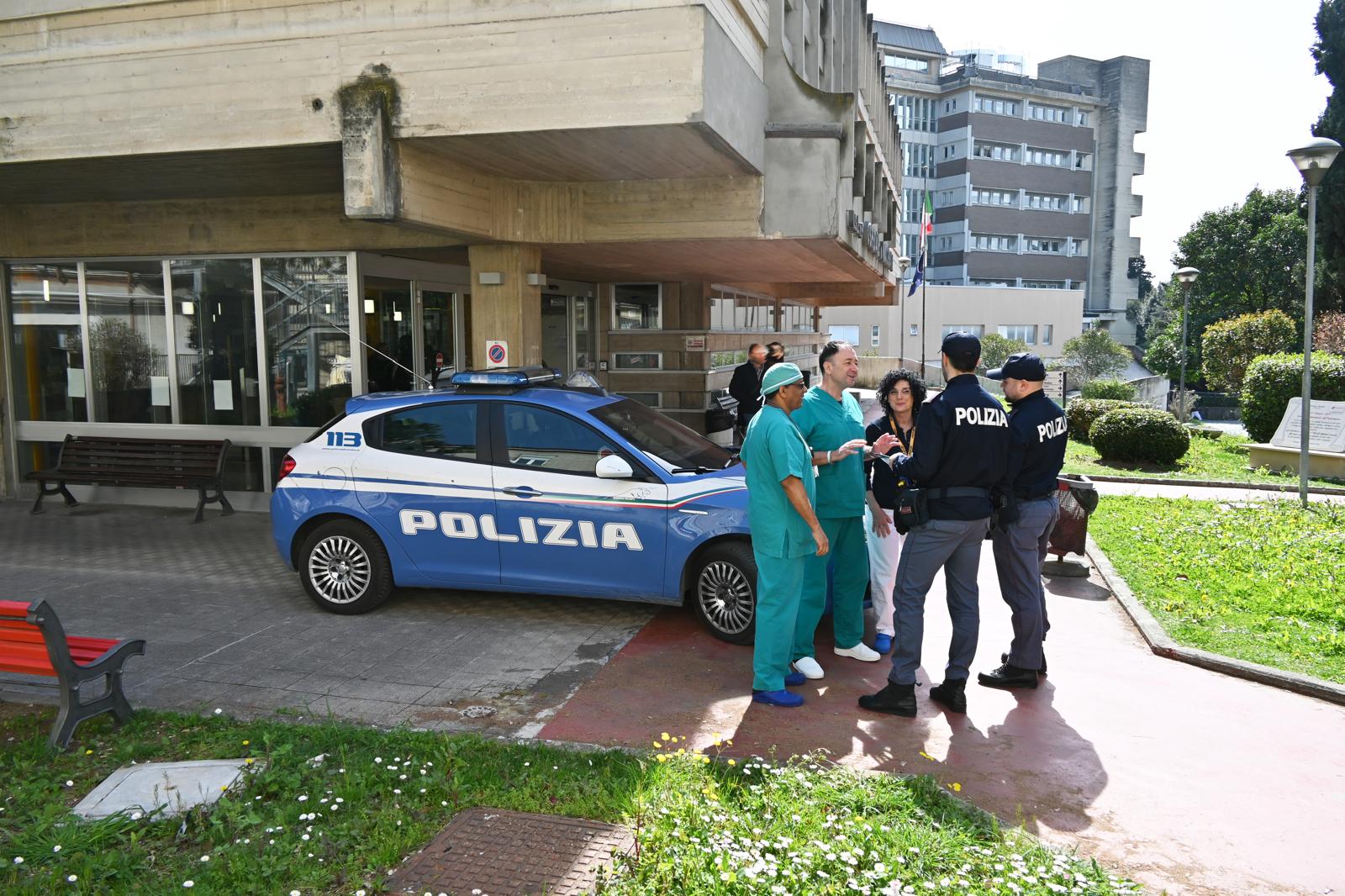 Macerata, uomo arrestato dalla Polizia per furti in ospedale